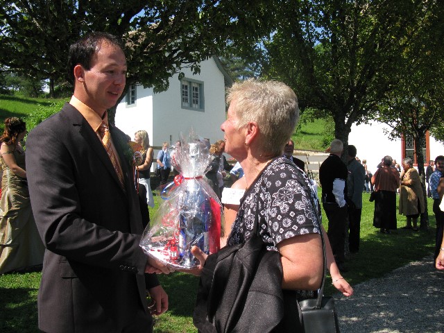 ../Images/Hochzeit 7600.jpg